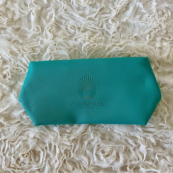 Cosmetic Pouch - Picture 14 of 16